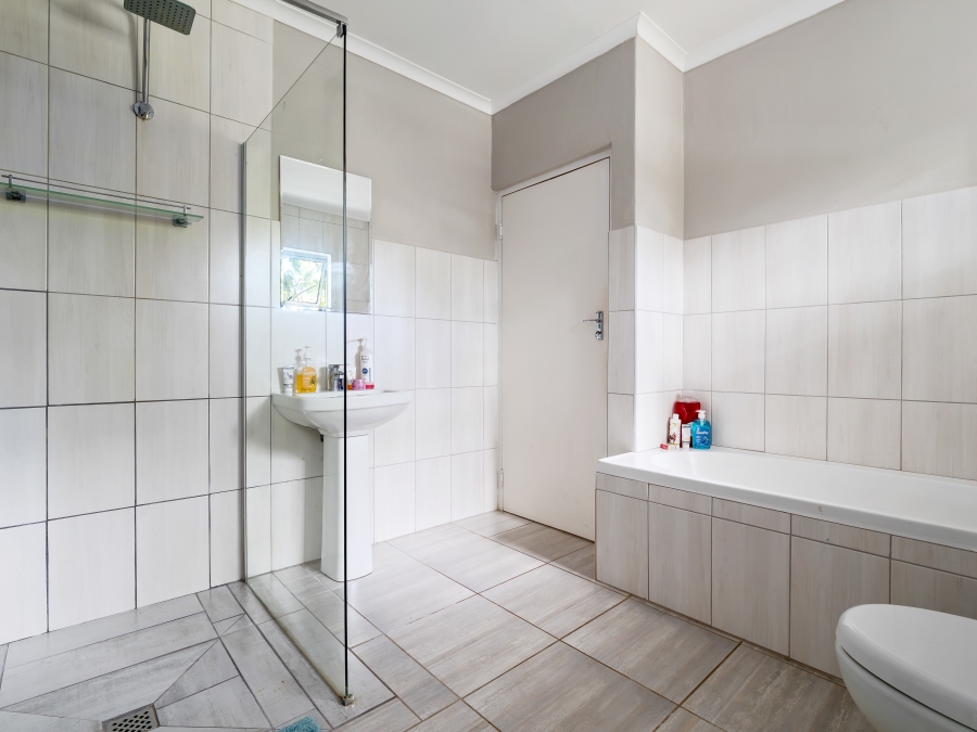 4 Bedroom Property for Sale in The Village Western Cape